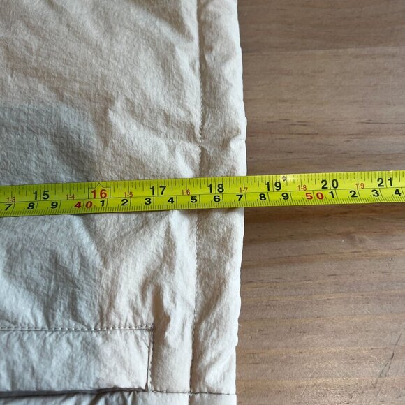 Thread & Supply Women's Sherpa Puffer Vest Size LARGE in Tan - Picture 10 of 10